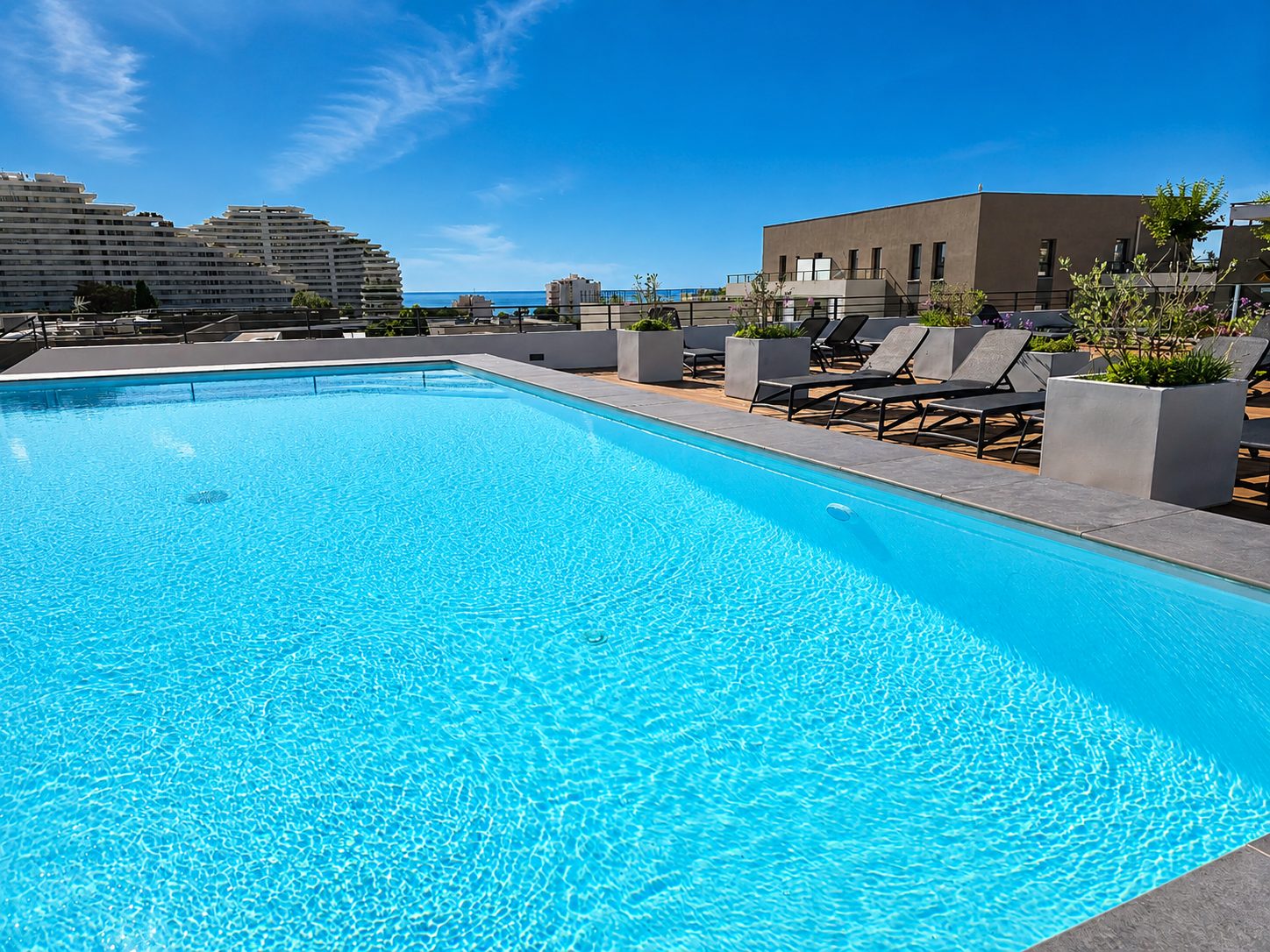 Appartement rez-de-jardin, 3 pièces, 10min à pieds de la mer